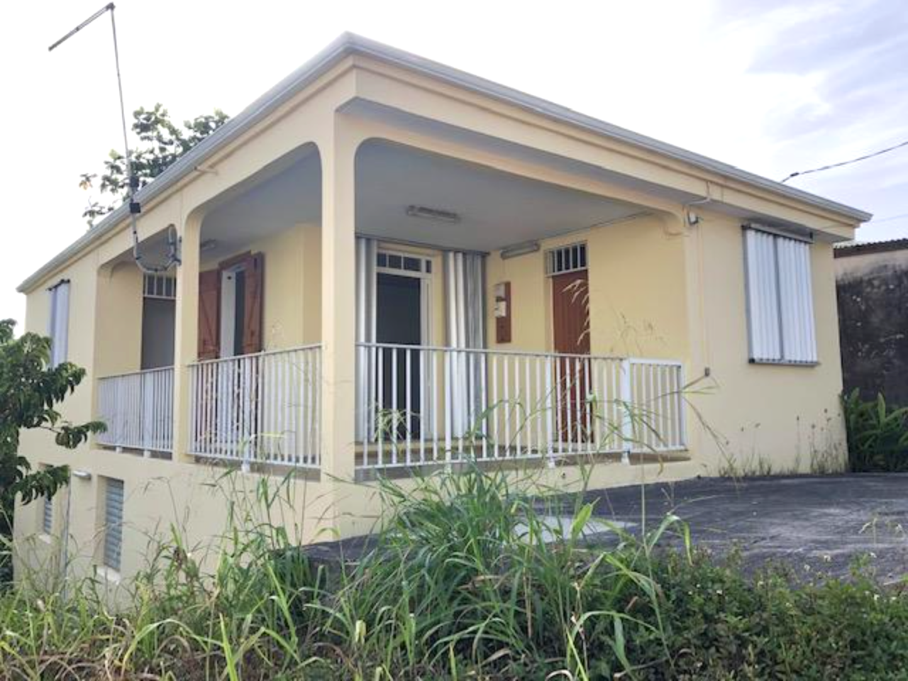 vente Maison SainteAnne + Appartement de 2 pièces